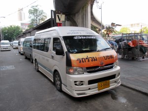Minibus for Ayutthaya at Victory Monument