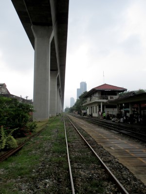 The Eastern Line tracks running parallel below the elevated Airport Rail Link